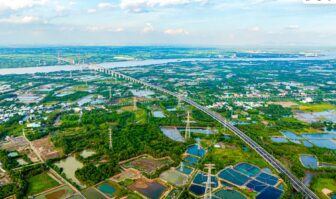 Toàn cảnh công trường cầu dây văng cao nhất, nút thắt cuối cùng của cao tốc mỗi mét tốn nửa tỷ ở TP.HCM